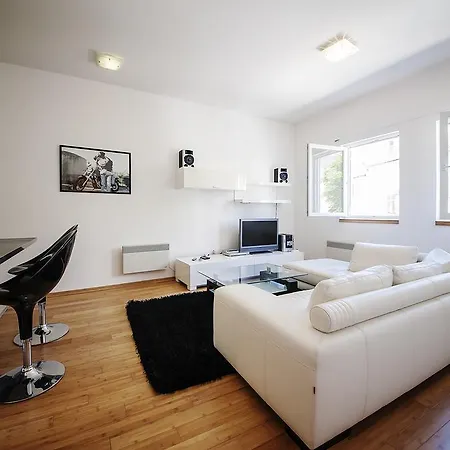 Apartment May * Mali Lošinj