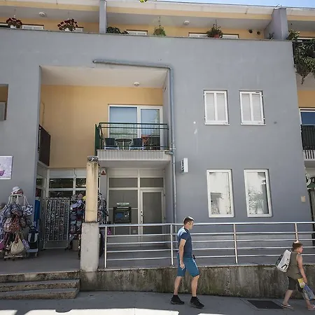 Apartment May Apartman *